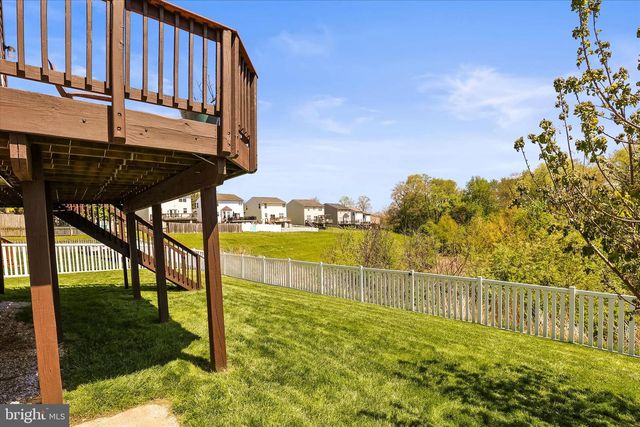 73 MENLENA CIR, Hanover, PA 17331