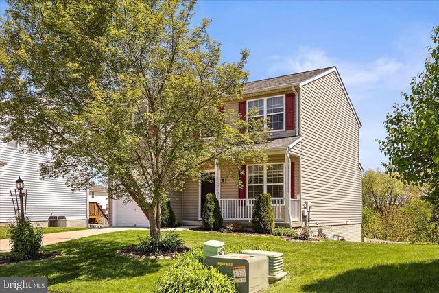 73 MENLENA CIR, Hanover, PA 17331