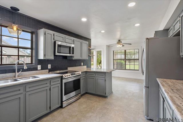 14027 Morning Glory Ct, Walker, LA 70785