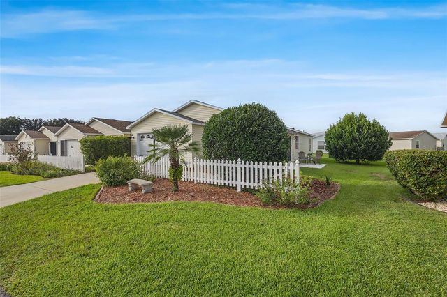 481 HILDALGO DRIVE, The Villages, FL 32159