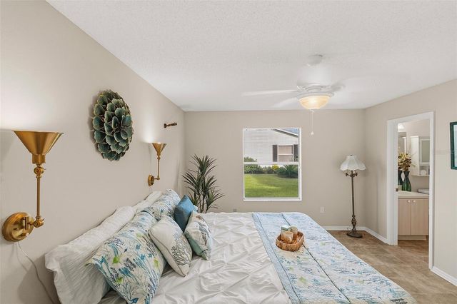 481 HILDALGO DRIVE, The Villages, FL 32159