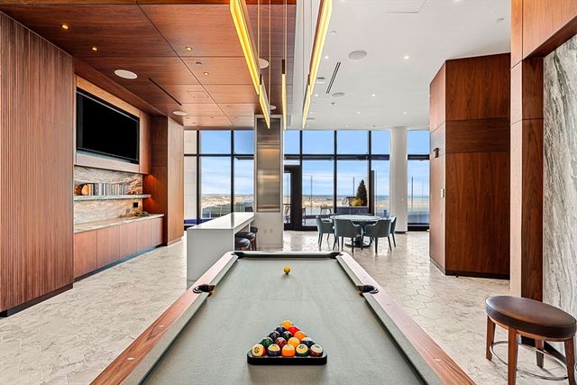 682 Atlantic Ave 39L, Boston, MA 02111