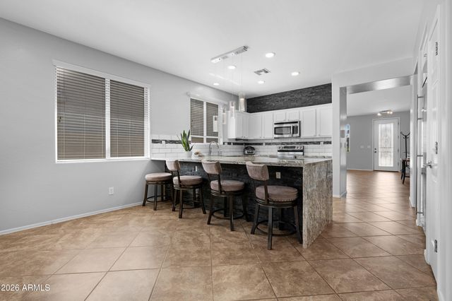 3942 W GLACIER Court, Anthem, AZ 85086