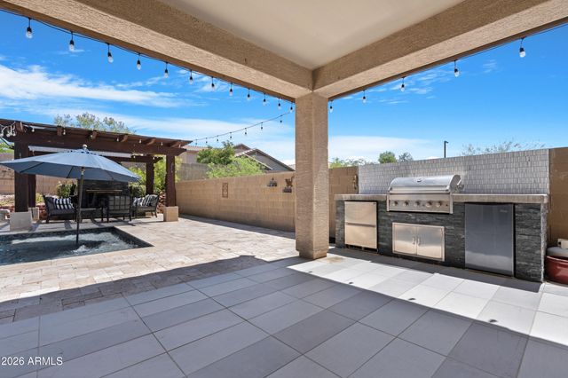 3942 W GLACIER Court, Anthem, AZ 85086