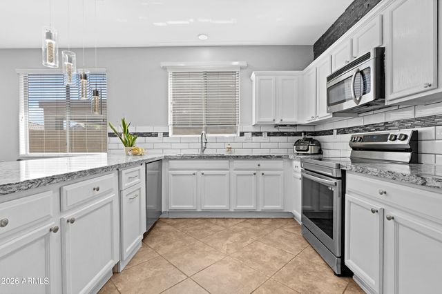 3942 W GLACIER Court, Anthem, AZ 85086