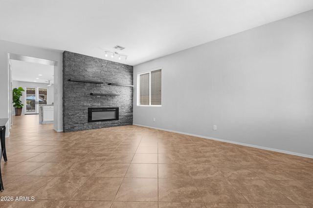 3942 W GLACIER Court, Anthem, AZ 85086