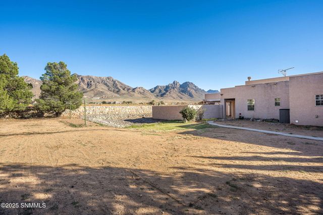 4450 Alpine Court, Las Cruces, NM 88011