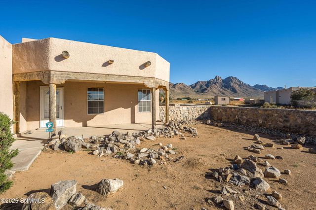 4450 Alpine Court, Las Cruces, NM 88011