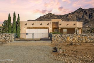 4450 Alpine Court, Las Cruces, NM 88011