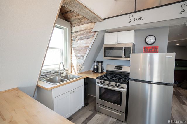 331 Frenchman Road, Jefferson, CO 80456