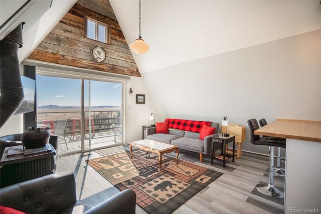 331 Frenchman Road, Jefferson, CO 80456