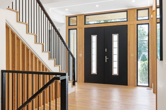 27 High Street 27, Newton, MA 02461