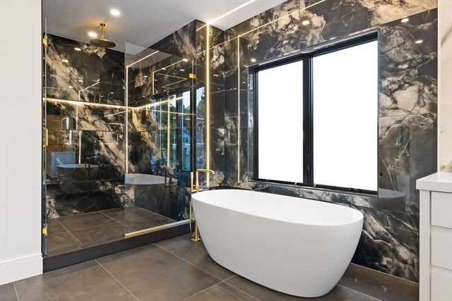 27 High Street 27, Newton, MA 02461