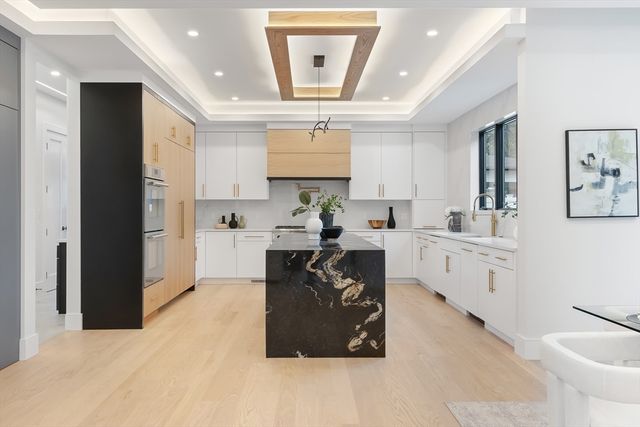 27 High Street 27, Newton, MA 02461