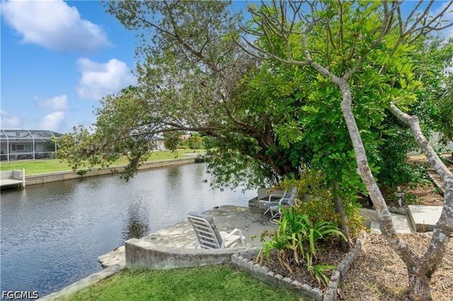 1453 Venetian CT, Cape Coral, FL 33904