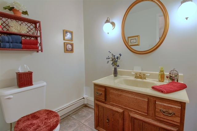 4122 Longmeadow Drive, Trenton, MI 48183