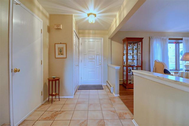 4122 Longmeadow Drive, Trenton, MI 48183