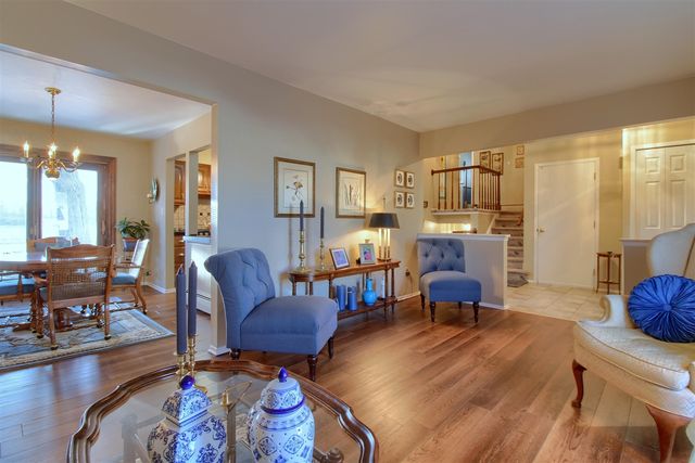 4122 Longmeadow Drive, Trenton, MI 48183