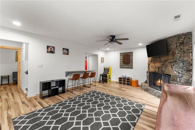 327 Brucken Strasse 311, Helen, GA 30545
