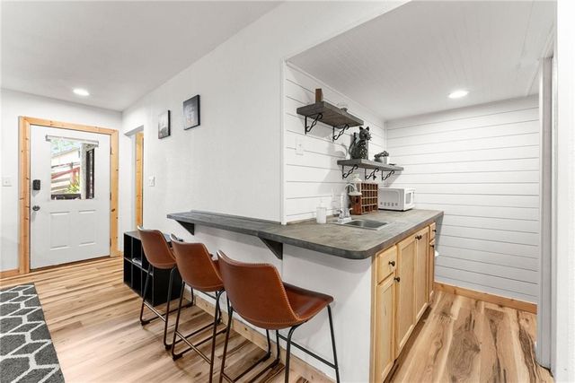 327 Brucken Strasse 311, Helen, GA 30545