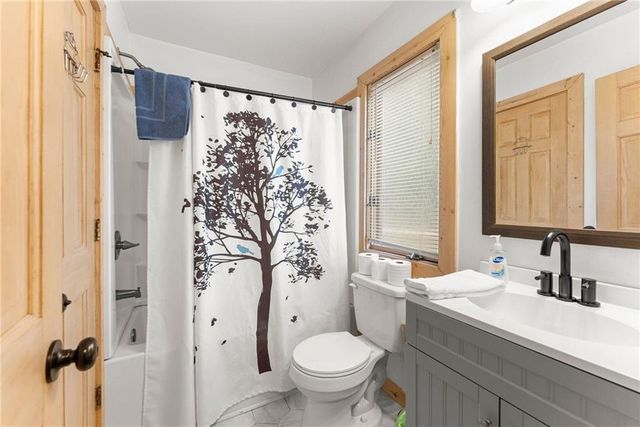 327 Brucken Strasse 311, Helen, GA 30545