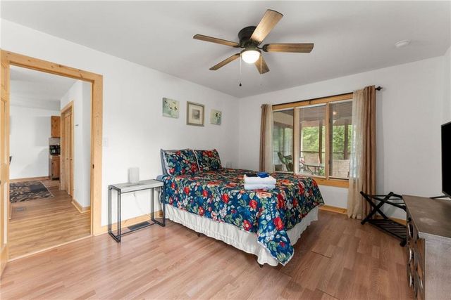 327 Brucken Strasse 311, Helen, GA 30545