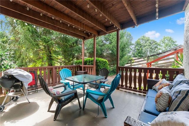 327 Brucken Strasse 311, Helen, GA 30545