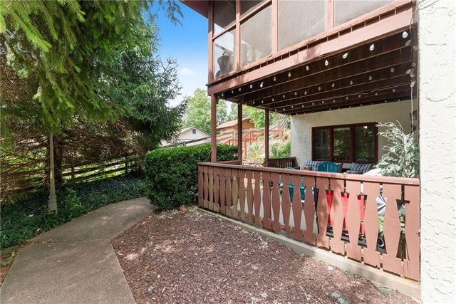 327 Brucken Strasse 311, Helen, GA 30545