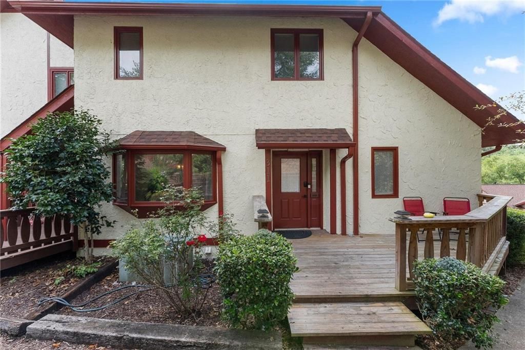 327 Brucken Strasse 311, Helen, GA 30545
