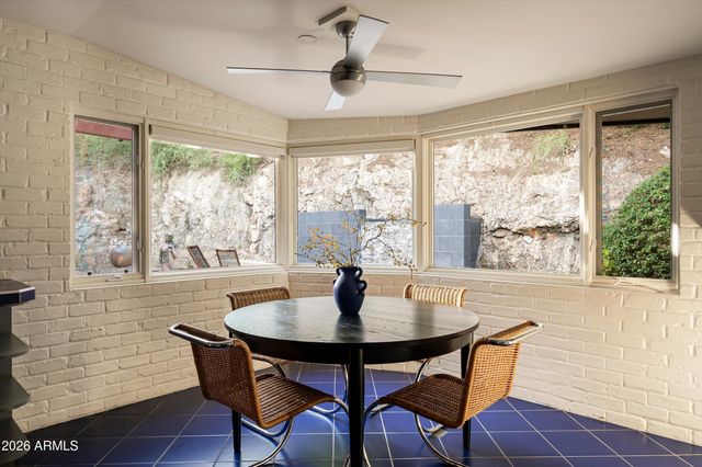4302 E HIGHLANDS Drive, Paradise Valley, AZ 85253