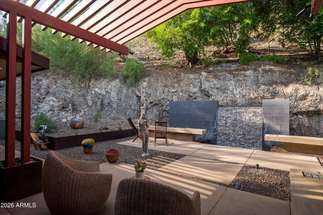4302 E HIGHLANDS Drive, Paradise Valley, AZ 85253
