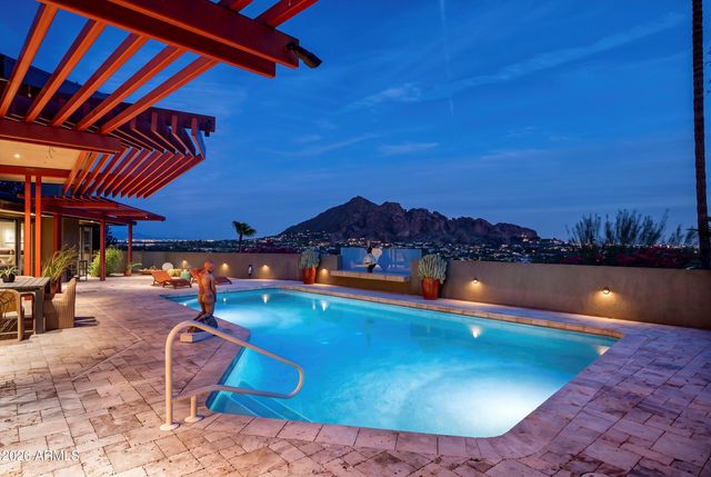 4302 E HIGHLANDS Drive, Paradise Valley, AZ 85253