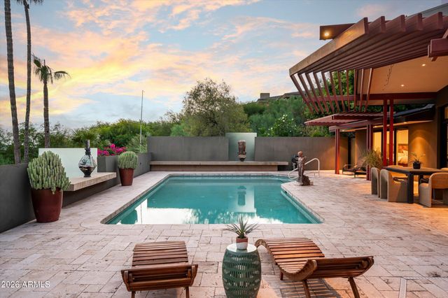 4302 E HIGHLANDS Drive, Paradise Valley, AZ 85253