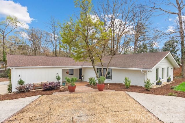 301 Whitestone Road, Charlotte, NC 28270