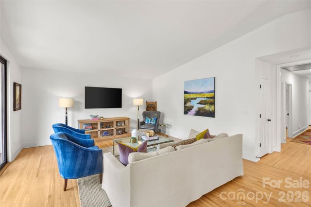 301 Whitestone Road, Charlotte, NC 28270