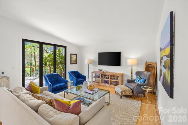 301 Whitestone Road, Charlotte, NC 28270