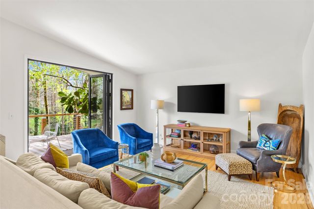 301 Whitestone Road, Charlotte, NC 28270