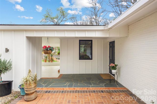 301 Whitestone Road, Charlotte, NC 28270