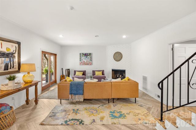 301 Whitestone Road, Charlotte, NC 28270