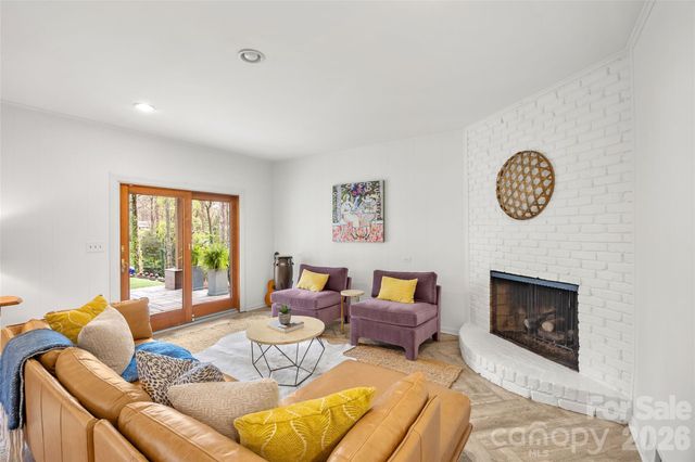 301 Whitestone Road, Charlotte, NC 28270