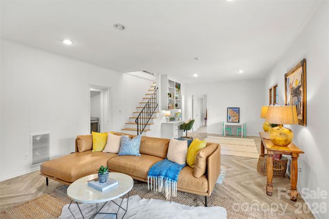 301 Whitestone Road, Charlotte, NC 28270