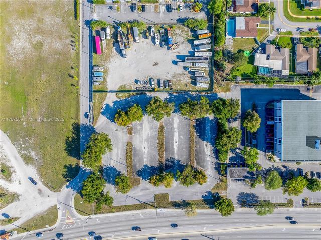 W Oakland Park Blvd, Lauderdale Lakes, FL 33309