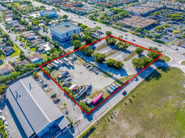 W Oakland Park Blvd, Lauderdale Lakes, FL 33309