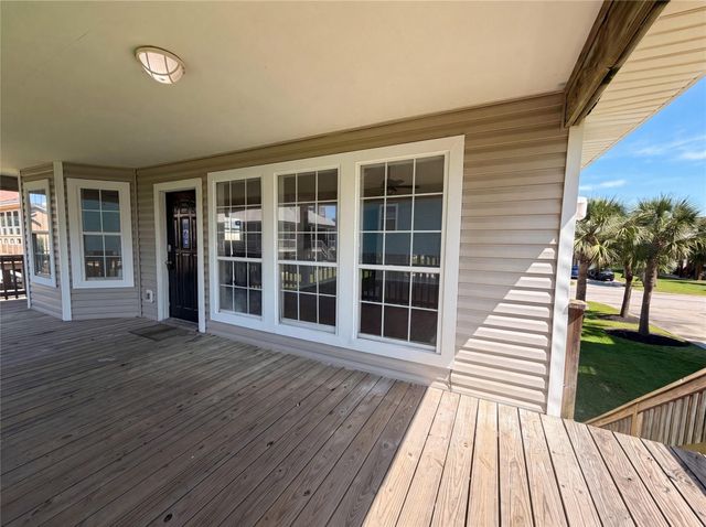 13909 Pirates Beach Boulevard, Galveston, TX 77554