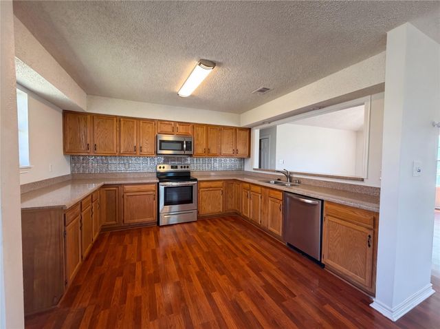 13909 Pirates Beach Boulevard, Galveston, TX 77554