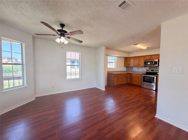 13909 Pirates Beach Boulevard, Galveston, TX 77554