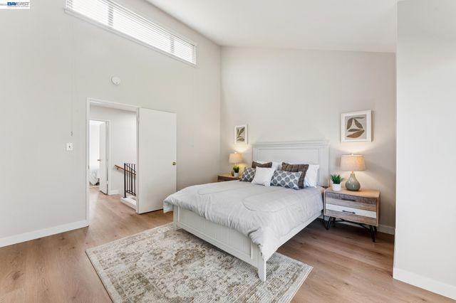 1159 Admiralty Ln, Alameda, CA 94502