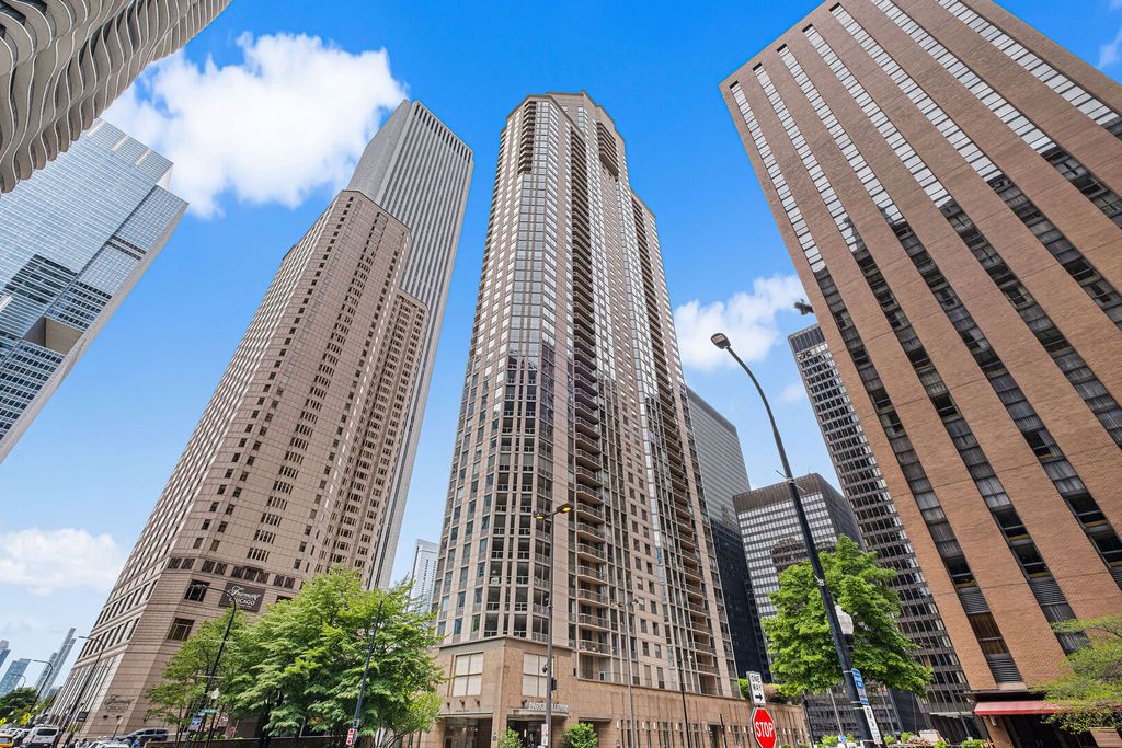 222 N Columbus Drive 2210, Chicago, IL 60601