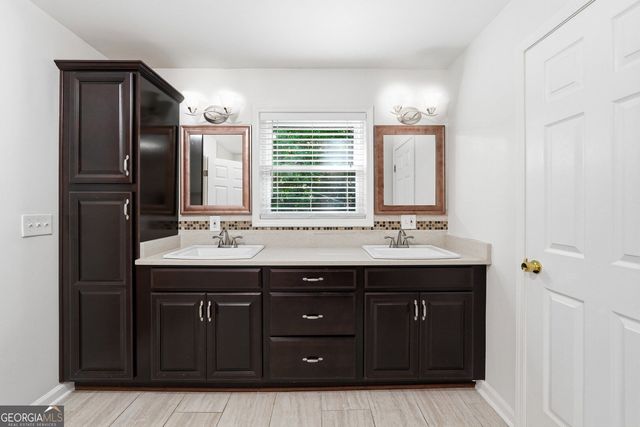 3861 Nowlin Road NW, Kennesaw, GA 30144