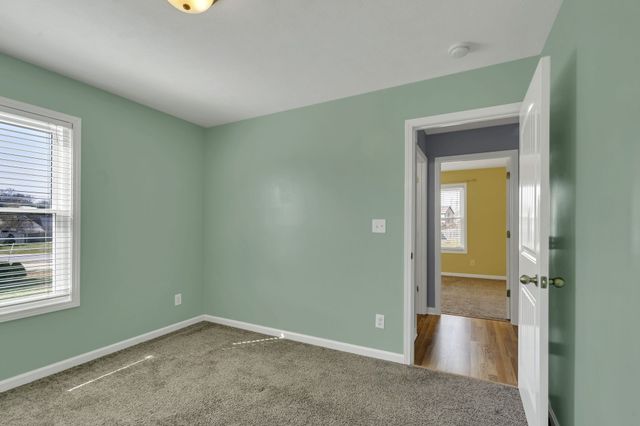 1341 Loren Cir, Clarksville, TN 37042